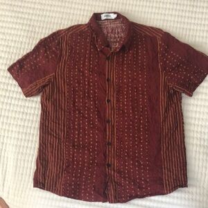 Vatpave burgundy and light brown short sleeve button up size L